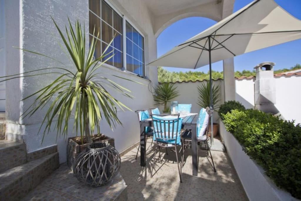 Apartman Tino With Two Sunny Terace Hvar Town Exterior photo