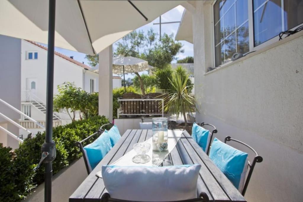 Apartman Tino With Two Sunny Terace Hvar Town Exterior photo